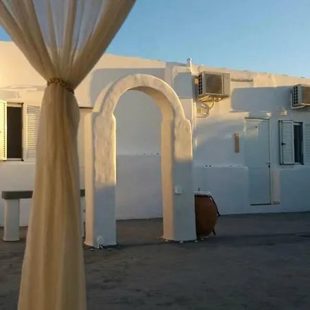 Apartment White 1 *